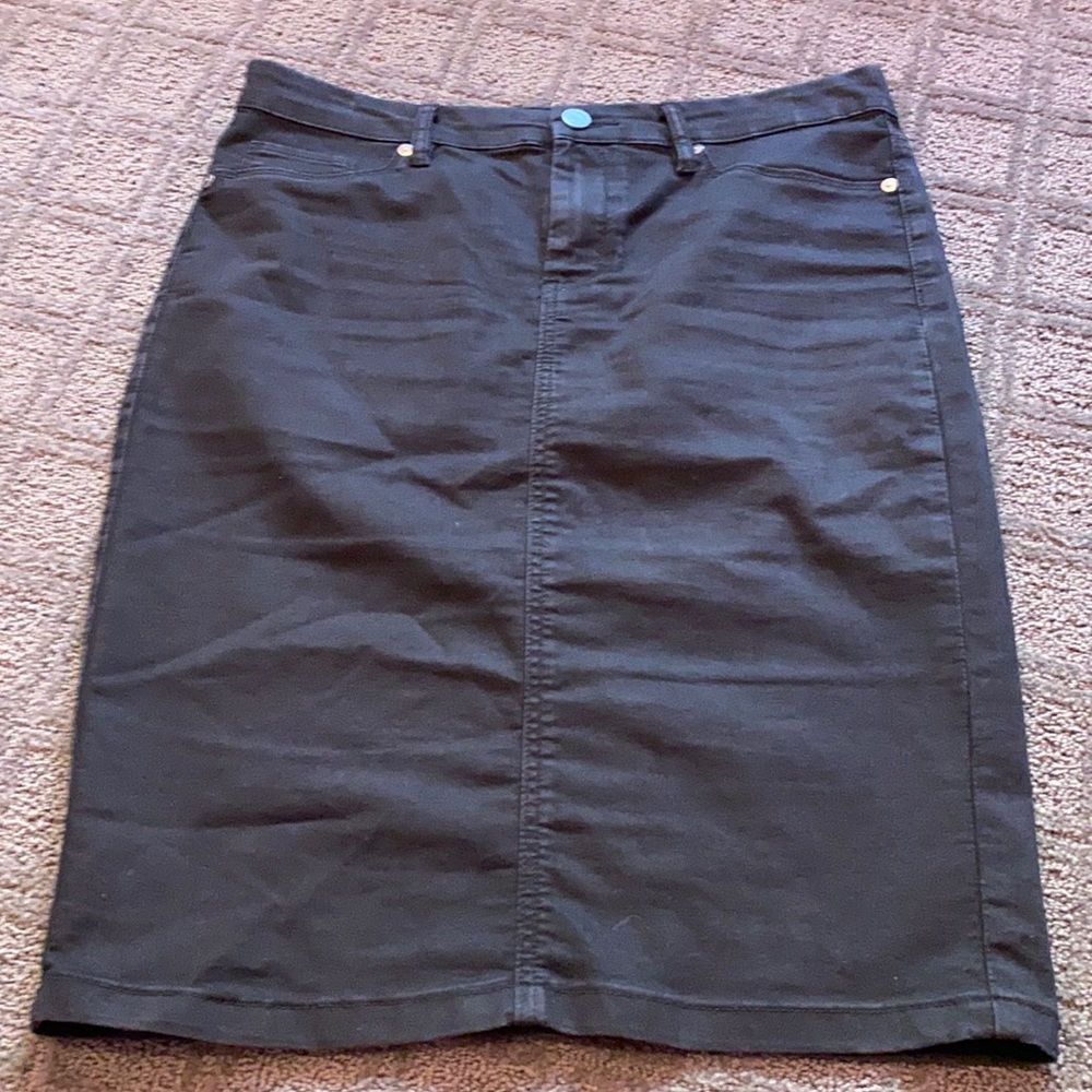 HP 🎉 BlankNYC denim skirt